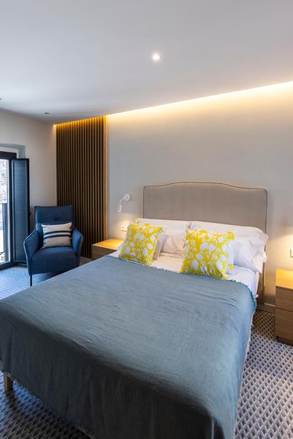 Apartamentos El Patio Plaza Mayor Касерес Экстерьер фото